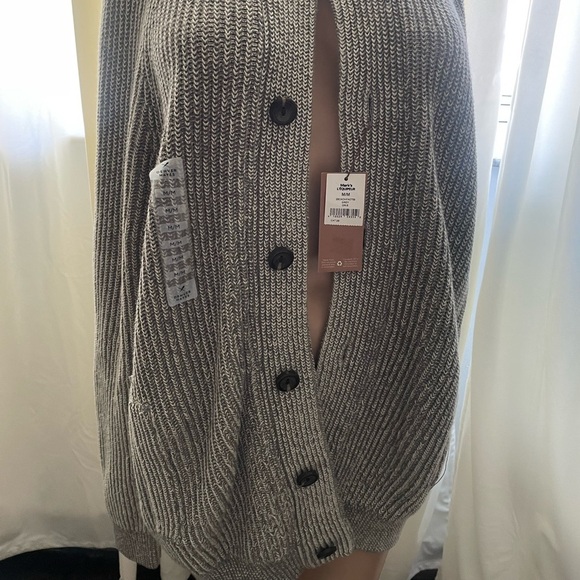 Denver Hayes gray Button-Up Cardigan
Size Medium - Picture 6 of 9